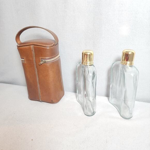 Vintage Mid-Century Travel Leather‎ Flask Carrier With (2) Glass Flasks - Picture 4 of 9
